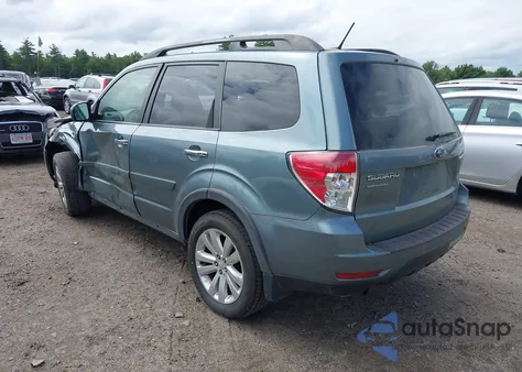 2012 Subaru Forester 2.5X Premium из США, поврежденный, VIN JF2SHADC6CH458662